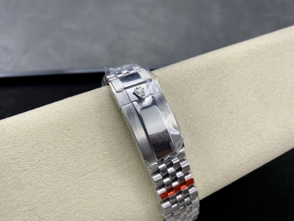 激安ロレックス着用イメージ